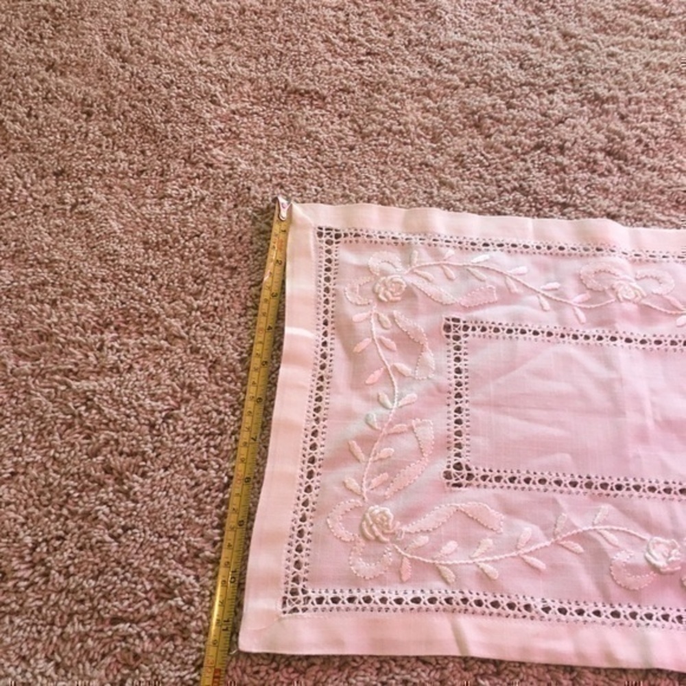 Vintage Handmade tissue box cover - Picture 4 of 9